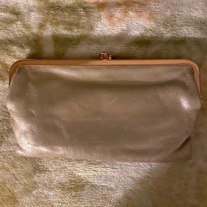 NEW HOBO Blush Clutch Wallet 💕